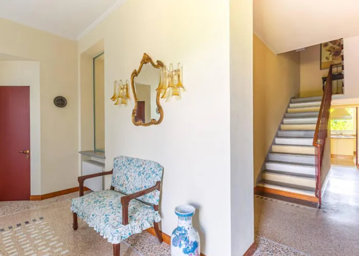 Al Piano On Maggiore Holiday home *